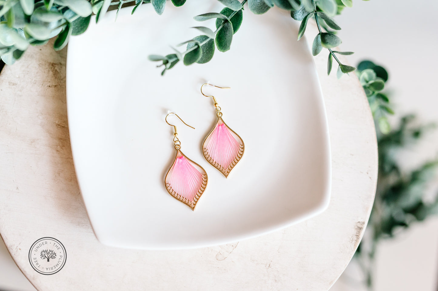 Gold Leaf Teardrop with Thread, Various Colors