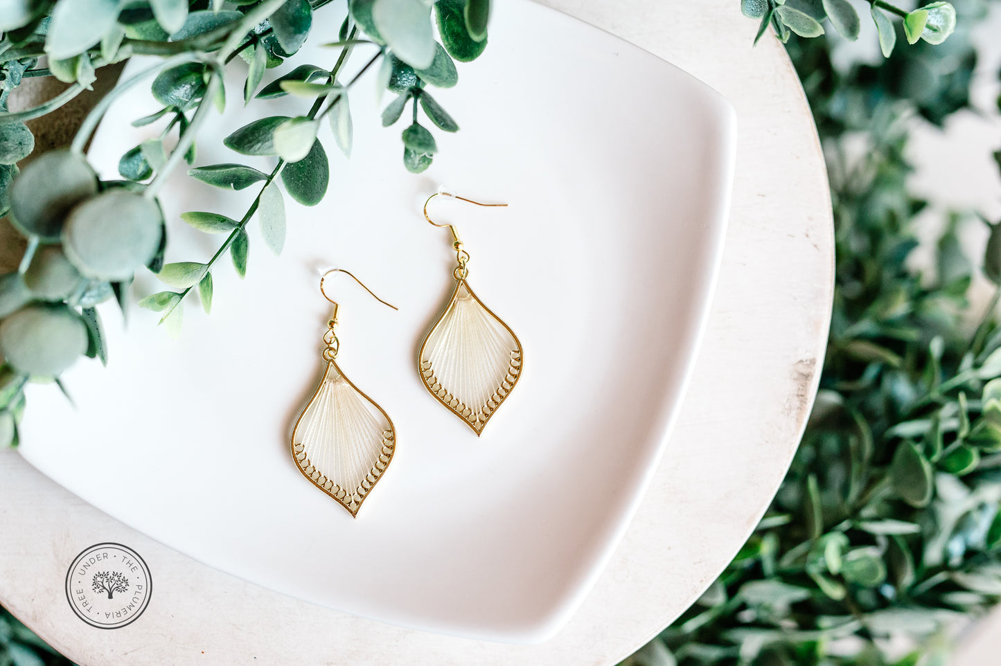 Gold Leaf Teardrop with Thread, Various Colors